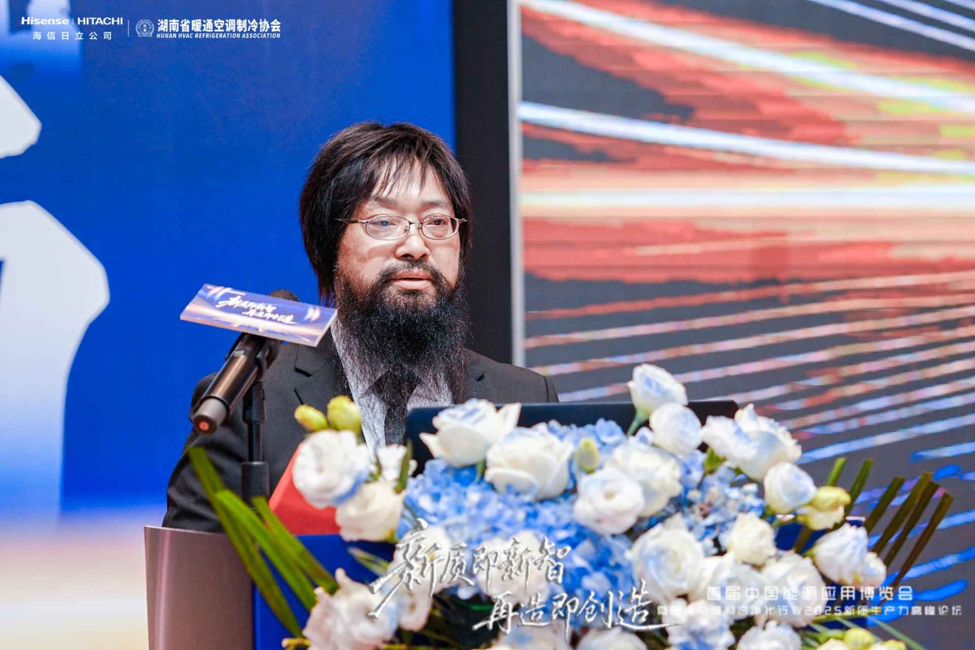 协会领航者 行业领军人——卢建新会长